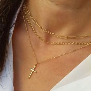 🌟NEW🌟 Layered Chain & Cross Pendant Necklace Set - Gold color